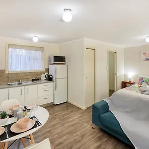 Silver Wattle Motel